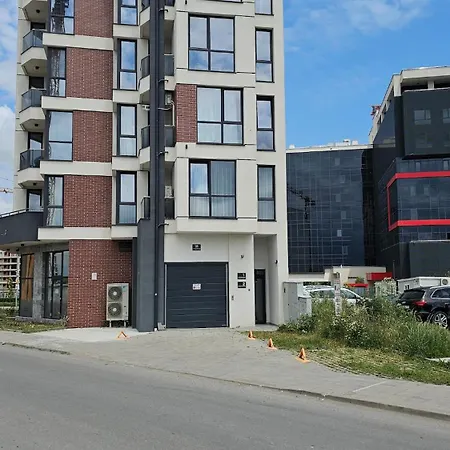 Just Beside The Hospital Апартамент Бургас